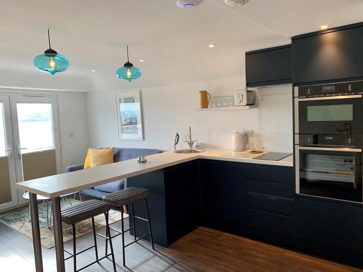 Modern Studio Apartment With Stunning Views! St Ives Kültér fotó